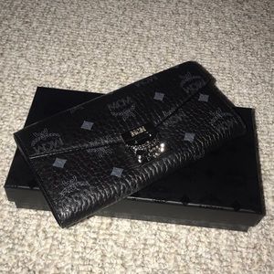 Authentic MCM Flap Wallet / Two-Fold